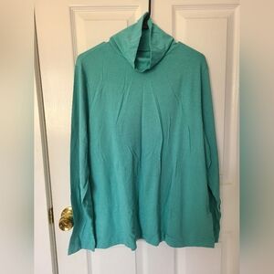 Banana Republic Deep Green Timeless Tee